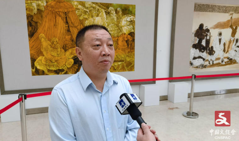 桂林画院书记龙建忠接受采访