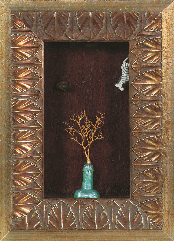陈庆庆 《橱窗之二》33X23.5X7cm，2008