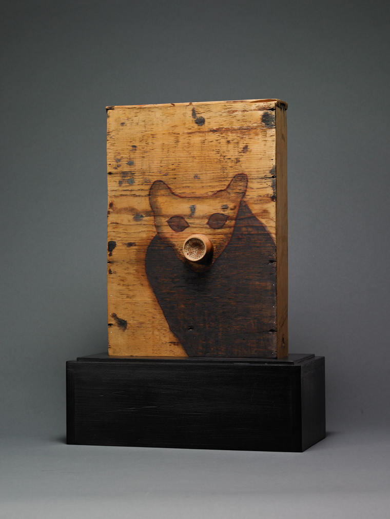 陈庆庆《兽面仁心》59x38x17cm，2015