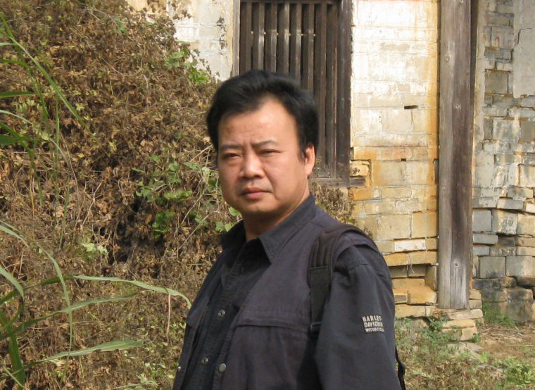 叶献民近照