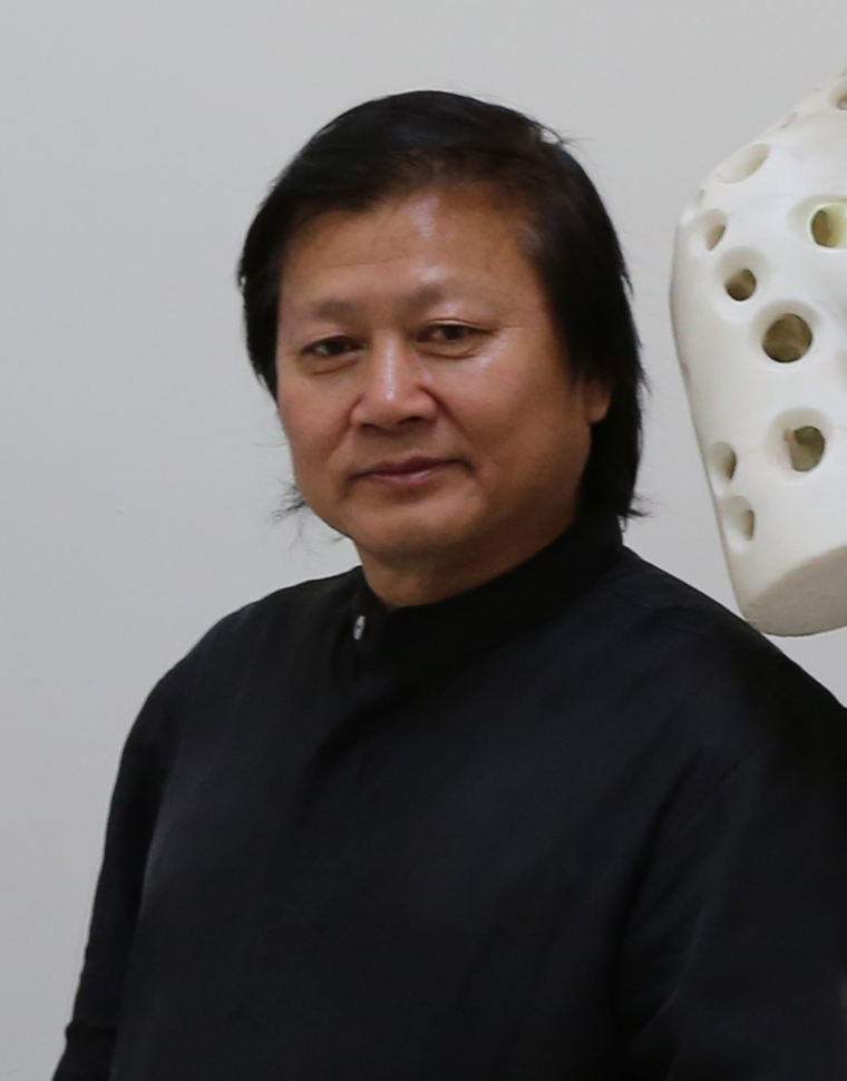 2.邓乐肖像